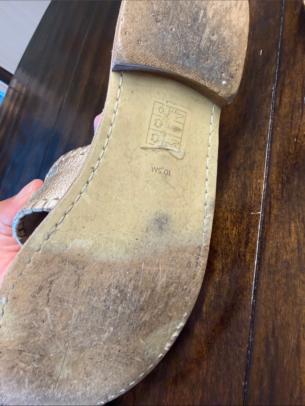 Jack Rogers Metallic Silver Leather Thong Sandals - Picture 4 of 4